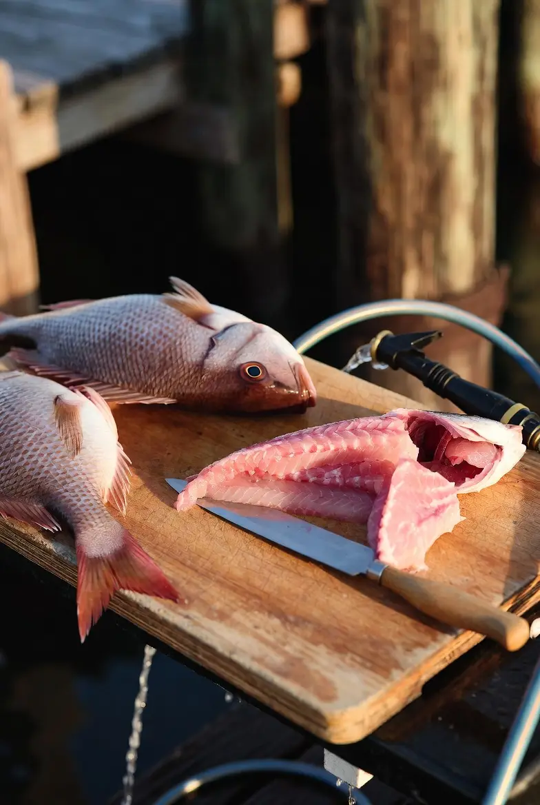 Dockside filet service